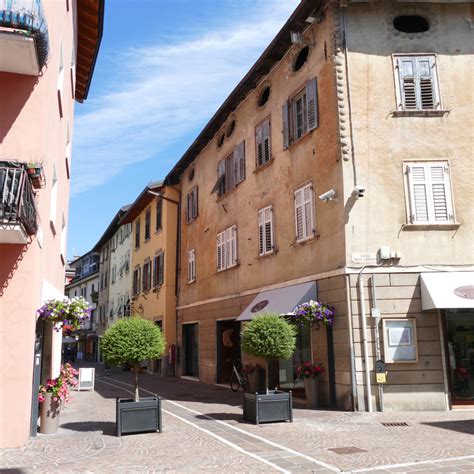 piazza prada pergine valsu8gana|pergine valsugana trentino.